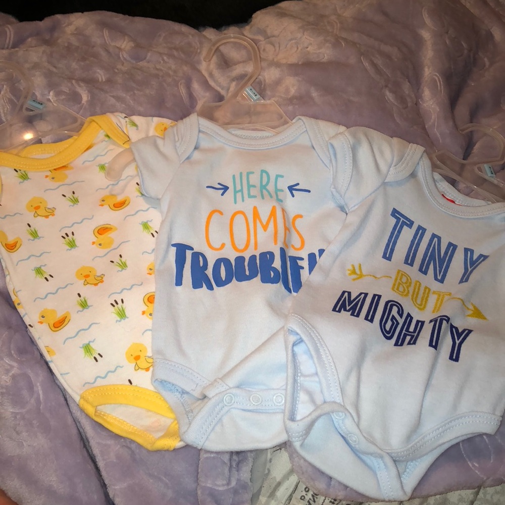 Baby boy onesie bundle . (3)